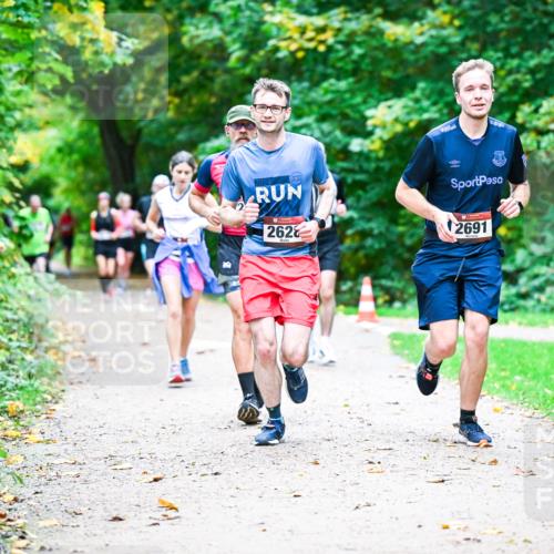12.10.2025 - Bramfelder Halbmarathon 2025 Dr. Thomas Lammeyer http://msf.ph/oto/9347836 12.10.2025 10:25:11 Laufen 2024, 2628, 2691 meine-sportfotos.de