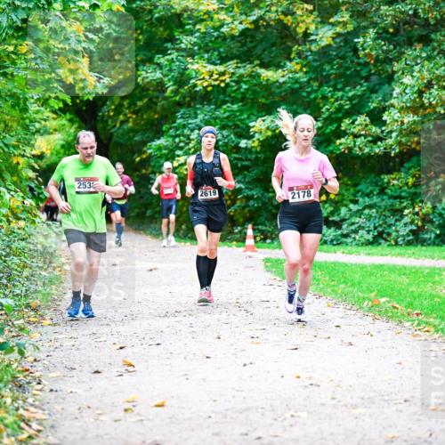 12.10.2025 - Bramfelder Halbmarathon 2025 Dr. Thomas Lammeyer http://msf.ph/oto/9347893 12.10.2025 10:25:20 Laufen 253, 2619, 4, 2178 meine-sportfotos.de
