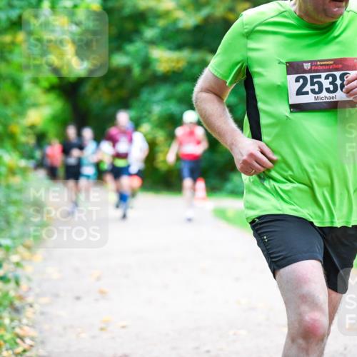 12.10.2025 - Bramfelder Halbmarathon 2025 Dr. Thomas Lammeyer http://msf.ph/oto/9347918 12.10.2025 10:25:24 Laufen 34, 253, 2 meine-sportfotos.de