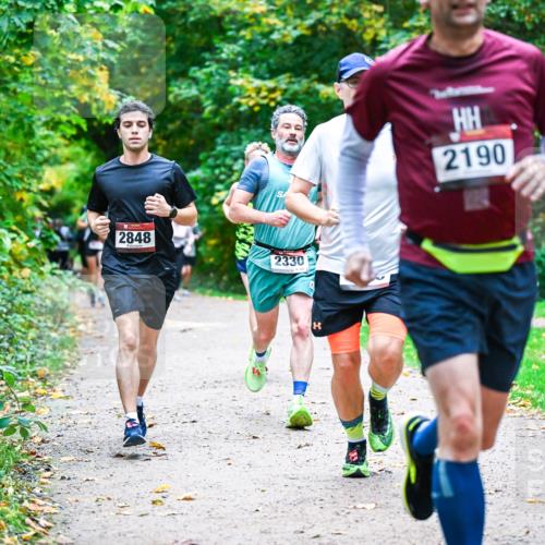 12.10.2025 - Bramfelder Halbmarathon 2025 Dr. Thomas Lammeyer http://msf.ph/oto/9347945 12.10.2025 10:25:29 Laufen 2848, 2330, 2190 meine-sportfotos.de