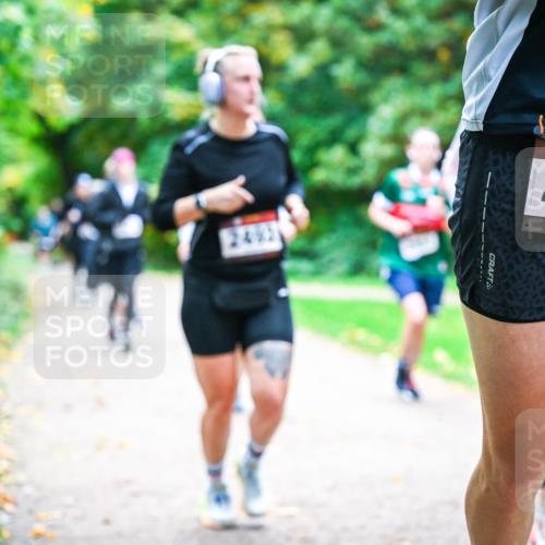 12.10.2025 - Bramfelder Halbmarathon 2025 Dr. Thomas Lammeyer http://msf.ph/oto/9347985 12.10.2025 10:25:39 Laufen 34, 2514 meine-sportfotos.de