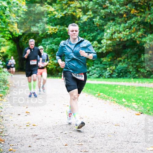 12.10.2025 - Bramfelder Halbmarathon 2025 Dr. Thomas Lammeyer http://msf.ph/oto/9348056 12.10.2025 10:25:51 Laufen 2683, 3889 meine-sportfotos.de