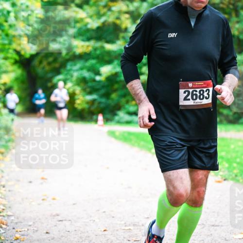 12.10.2025 - Bramfelder Halbmarathon 2025 Dr. Thomas Lammeyer http://msf.ph/oto/9348080 12.10.2025 10:25:55 Laufen 34, 2683 meine-sportfotos.de
