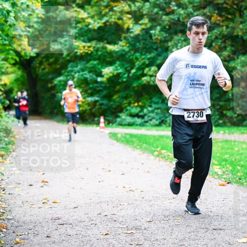 12.10.2025 - Bramfelder Halbmarathon 2025 Dr. Thomas Lammeyer http://msf.ph/oto/9348121 12.10.2025 10:26:05 Laufen 2730 meine-sportfotos.de
