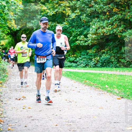 12.10.2025 - Bramfelder Halbmarathon 2025 Dr. Thomas Lammeyer http://msf.ph/oto/9348250 12.10.2025 10:26:35 Laufen 2774, 2579 meine-sportfotos.de