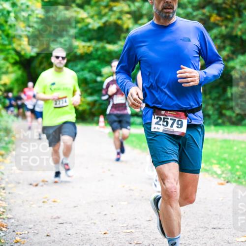 12.10.2025 - Bramfelder Halbmarathon 2025 Dr. Thomas Lammeyer http://msf.ph/oto/9348259 12.10.2025 10:26:37 Laufen 2774, 2579, 50 meine-sportfotos.de