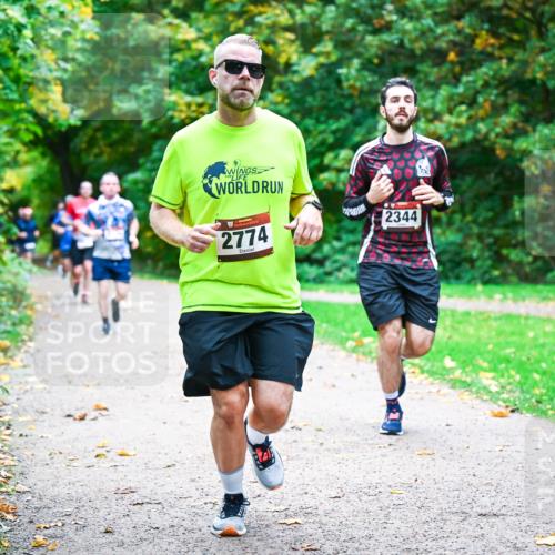 12.10.2025 - Bramfelder Halbmarathon 2025 Dr. Thomas Lammeyer http://msf.ph/oto/9348267 12.10.2025 10:26:38 Laufen 2774, 2344 meine-sportfotos.de