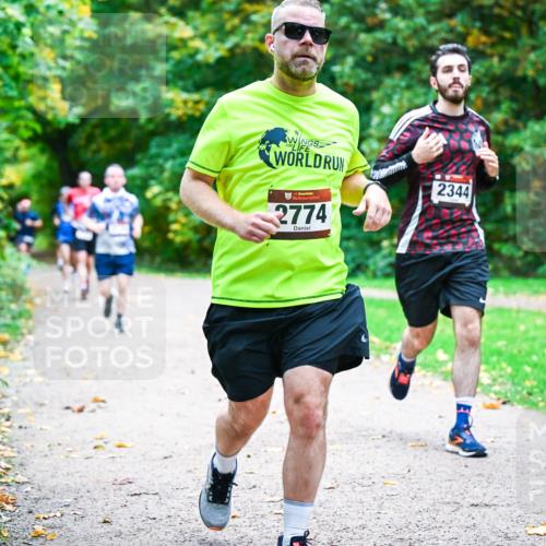 12.10.2025 - Bramfelder Halbmarathon 2025 Dr. Thomas Lammeyer http://msf.ph/oto/9348269 12.10.2025 10:26:38 Laufen 2344, 34, 2774 meine-sportfotos.de