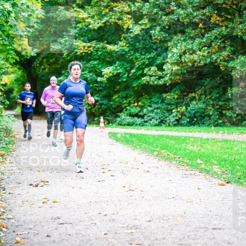 12.10.2025 - Bramfelder Halbmarathon 2025 Dr. Thomas Lammeyer http://msf.ph/oto/9348343 12.10.2025 10:26:54 Laufen  meine-sportfotos.de