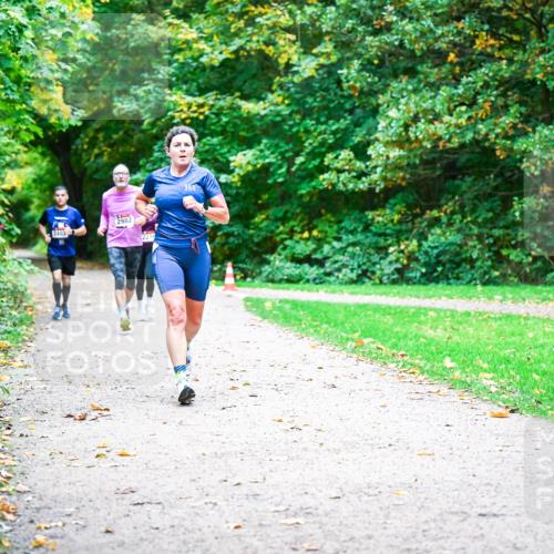 12.10.2025 - Bramfelder Halbmarathon 2025 Dr. Thomas Lammeyer http://msf.ph/oto/9348345 12.10.2025 10:26:55 Laufen 2483, 2982, 2276 meine-sportfotos.de