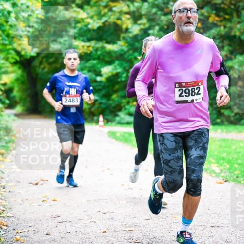 12.10.2025 - Bramfelder Halbmarathon 2025 Dr. Thomas Lammeyer http://msf.ph/oto/9348372 12.10.2025 10:26:59 Laufen 2483, 2982, 127 meine-sportfotos.de