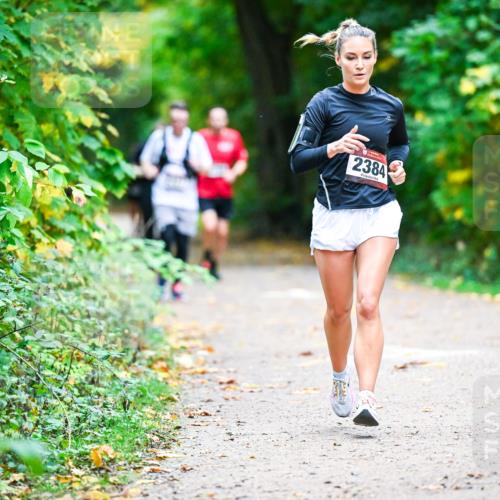 12.10.2025 - Bramfelder Halbmarathon 2025 Dr. Thomas Lammeyer http://msf.ph/oto/9348396 12.10.2025 10:27:13 Laufen 2384 meine-sportfotos.de