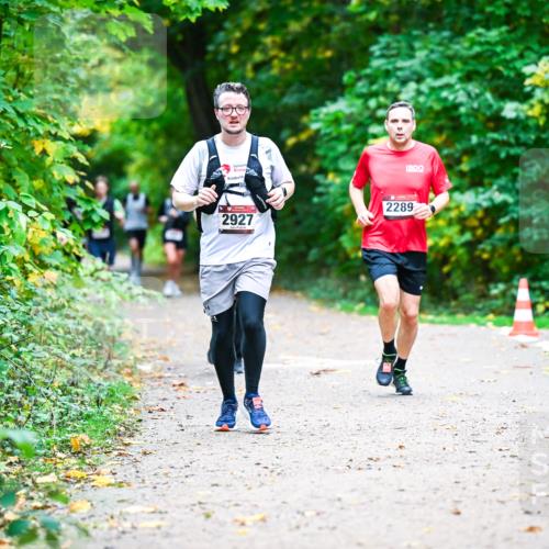 12.10.2025 - Bramfelder Halbmarathon 2025 Dr. Thomas Lammeyer http://msf.ph/oto/9348429 12.10.2025 10:27:20 Laufen 2927, 2289 meine-sportfotos.de