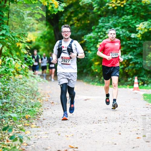 12.10.2025 - Bramfelder Halbmarathon 2025 Dr. Thomas Lammeyer http://msf.ph/oto/9348433 12.10.2025 10:27:21 Laufen 2927, 2289 meine-sportfotos.de