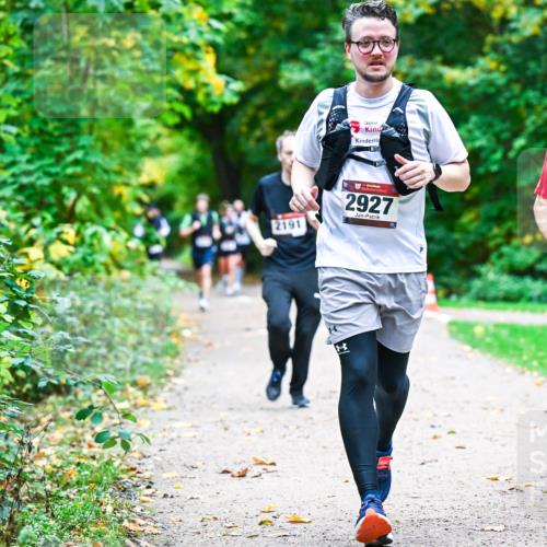 12.10.2025 - Bramfelder Halbmarathon 2025 Dr. Thomas Lammeyer http://msf.ph/oto/9348453 12.10.2025 10:27:24 Laufen 2191, 2927, 8, 2289 meine-sportfotos.de