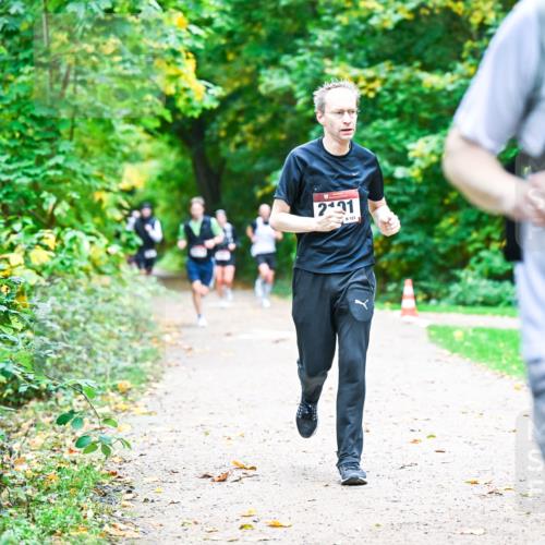 12.10.2025 - Bramfelder Halbmarathon 2025 Dr. Thomas Lammeyer http://msf.ph/oto/9348457 12.10.2025 10:27:25 Laufen 231, 123, 2927 meine-sportfotos.de
