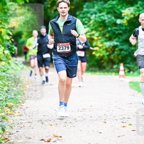 12.10.2025 - Bramfelder Halbmarathon 2025 Dr. Thomas Lammeyer http://msf.ph/oto/9348477 12.10.2025 10:27:30 Laufen 2379 meine-sportfotos.de