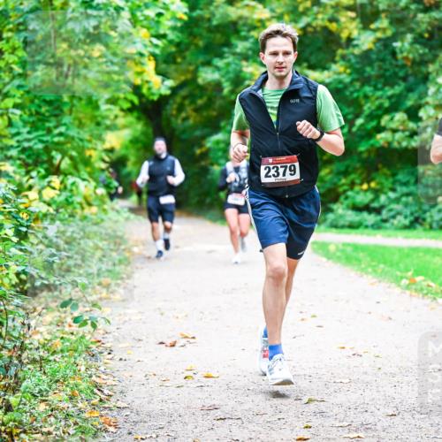 12.10.2025 - Bramfelder Halbmarathon 2025 Dr. Thomas Lammeyer http://msf.ph/oto/9348485 12.10.2025 10:27:32 Laufen 2379 meine-sportfotos.de
