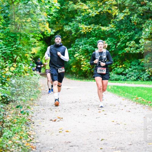 12.10.2025 - Bramfelder Halbmarathon 2025 Dr. Thomas Lammeyer http://msf.ph/oto/9348497 12.10.2025 10:27:35 Laufen 2471, 2667 meine-sportfotos.de