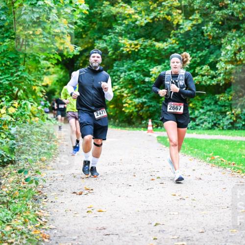 12.10.2025 - Bramfelder Halbmarathon 2025 Dr. Thomas Lammeyer http://msf.ph/oto/9348502 12.10.2025 10:27:35 Laufen 2471, 2667 meine-sportfotos.de