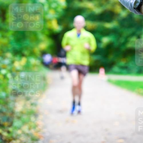 12.10.2025 - Bramfelder Halbmarathon 2025 Dr. Thomas Lammeyer http://msf.ph/oto/9348521 12.10.2025 10:27:38 Laufen  meine-sportfotos.de