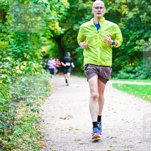 12.10.2025 - Bramfelder Halbmarathon 2025 Dr. Thomas Lammeyer http://msf.ph/oto/9348524 12.10.2025 10:27:39 Laufen  meine-sportfotos.de