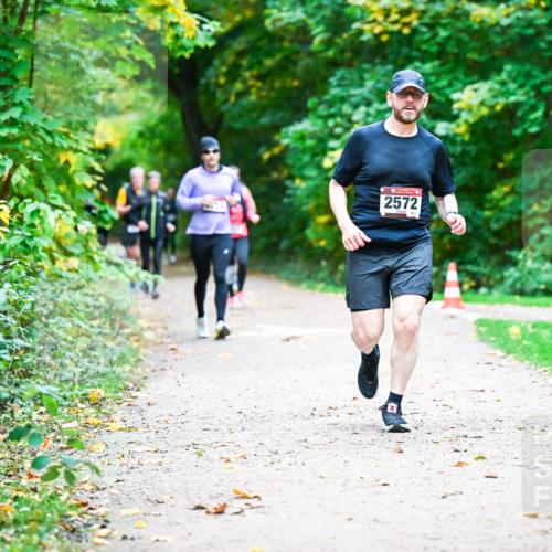 12.10.2025 - Bramfelder Halbmarathon 2025 Dr. Thomas Lammeyer http://msf.ph/oto/9348540 12.10.2025 10:27:43 Laufen 2572, 3 meine-sportfotos.de