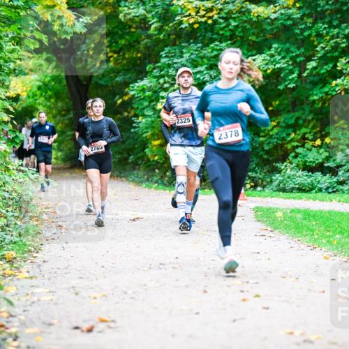 12.10.2025 - Bramfelder Halbmarathon 2025 Dr. Thomas Lammeyer http://msf.ph/oto/9348617 12.10.2025 10:27:58 Laufen 2462, 2783, 2325, 2378 meine-sportfotos.de