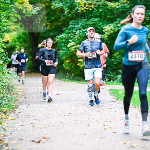 12.10.2025 - Bramfelder Halbmarathon 2025 Dr. Thomas Lammeyer http://msf.ph/oto/9348625 12.10.2025 10:27:59 Laufen 85, 325, 2378 meine-sportfotos.de