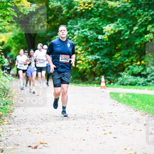 12.10.2025 - Bramfelder Halbmarathon 2025 Dr. Thomas Lammeyer http://msf.ph/oto/9348651 12.10.2025 10:28:06 Laufen 2462 meine-sportfotos.de