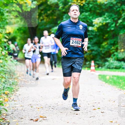 12.10.2025 - Bramfelder Halbmarathon 2025 Dr. Thomas Lammeyer http://msf.ph/oto/9348661 12.10.2025 10:28:07 Laufen 2462 meine-sportfotos.de