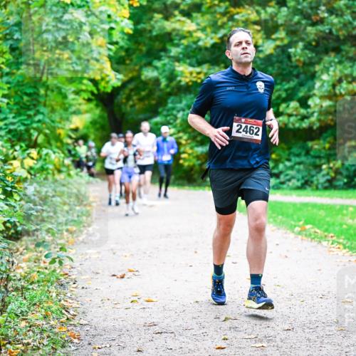 12.10.2025 - Bramfelder Halbmarathon 2025 Dr. Thomas Lammeyer http://msf.ph/oto/9348670 12.10.2025 10:28:08 Laufen 2462 meine-sportfotos.de
