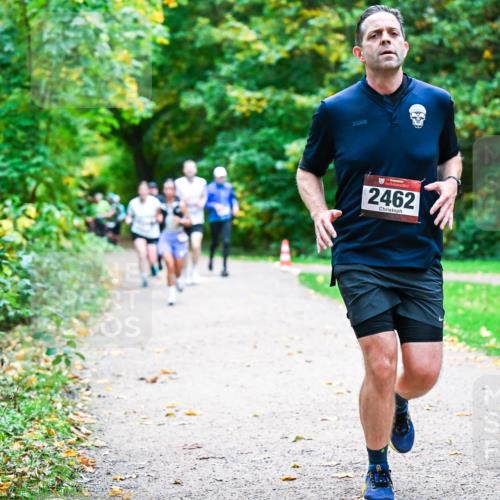 12.10.2025 - Bramfelder Halbmarathon 2025 Dr. Thomas Lammeyer http://msf.ph/oto/9348674 12.10.2025 10:28:09 Laufen 2462 meine-sportfotos.de