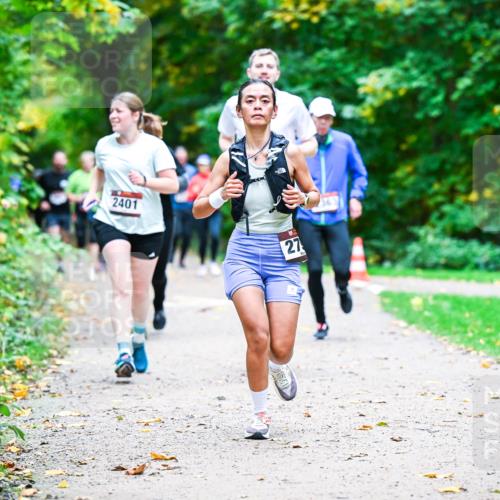12.10.2025 - Bramfelder Halbmarathon 2025 Dr. Thomas Lammeyer http://msf.ph/oto/9348685 12.10.2025 10:28:12 Laufen 2401, 27 meine-sportfotos.de