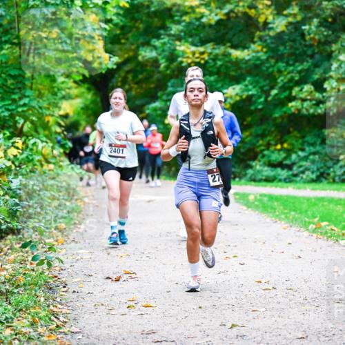 12.10.2025 - Bramfelder Halbmarathon 2025 Dr. Thomas Lammeyer http://msf.ph/oto/9348690 12.10.2025 10:28:12 Laufen 2401, 27 meine-sportfotos.de