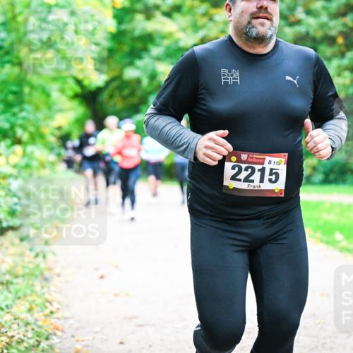 12.10.2025 - Bramfelder Halbmarathon 2025 Dr. Thomas Lammeyer http://msf.ph/oto/9348718 12.10.2025 10:28:17 Laufen 34, 119, 2215 meine-sportfotos.de