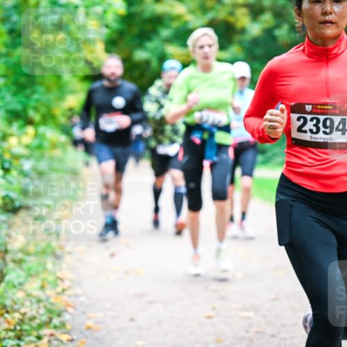 12.10.2025 - Bramfelder Halbmarathon 2025 Dr. Thomas Lammeyer http://msf.ph/oto/9348727 12.10.2025 10:28:21 Laufen 2394 meine-sportfotos.de
