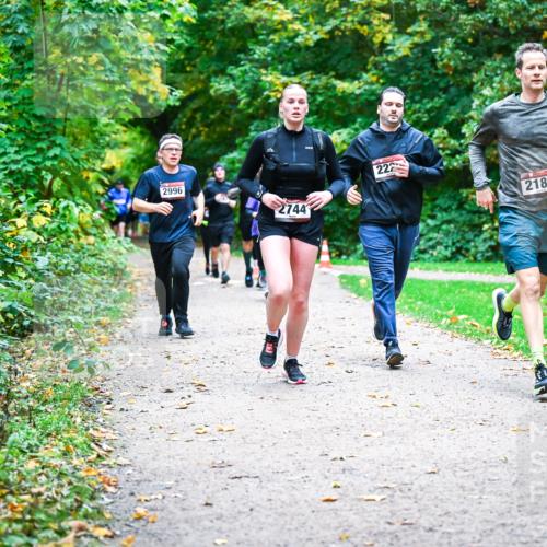 12.10.2025 - Bramfelder Halbmarathon 2025 Dr. Thomas Lammeyer http://msf.ph/oto/9348759 12.10.2025 10:28:29 Laufen 2996, 222, 2744, 2185 meine-sportfotos.de