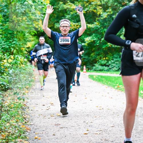 12.10.2025 - Bramfelder Halbmarathon 2025 Dr. Thomas Lammeyer http://msf.ph/oto/9348767 12.10.2025 10:28:31 Laufen 2615, 7, 2996, 2744 meine-sportfotos.de