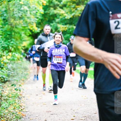 12.10.2025 - Bramfelder Halbmarathon 2025 Dr. Thomas Lammeyer http://msf.ph/oto/9348774 12.10.2025 10:28:33 Laufen 2333, 2996 meine-sportfotos.de