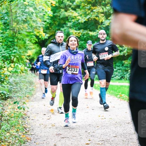 12.10.2025 - Bramfelder Halbmarathon 2025 Dr. Thomas Lammeyer http://msf.ph/oto/9348775 12.10.2025 10:28:33 Laufen 2333, 105, 2371, 2223 meine-sportfotos.de