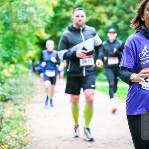 12.10.2025 - Bramfelder Halbmarathon 2025 Dr. Thomas Lammeyer http://msf.ph/oto/9348783 12.10.2025 10:28:34 Laufen 2611, 333, 105 meine-sportfotos.de