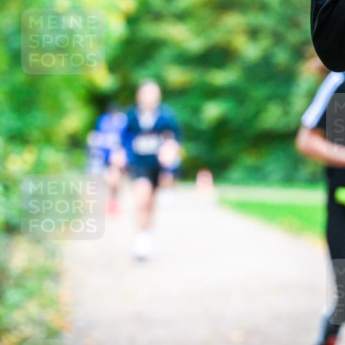 12.10.2025 - Bramfelder Halbmarathon 2025 Dr. Thomas Lammeyer http://msf.ph/oto/9348802 12.10.2025 10:28:37 Laufen  meine-sportfotos.de