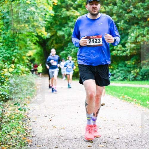 12.10.2025 - Bramfelder Halbmarathon 2025 Dr. Thomas Lammeyer http://msf.ph/oto/9348827 12.10.2025 10:28:41 Laufen 2, 2423 meine-sportfotos.de
