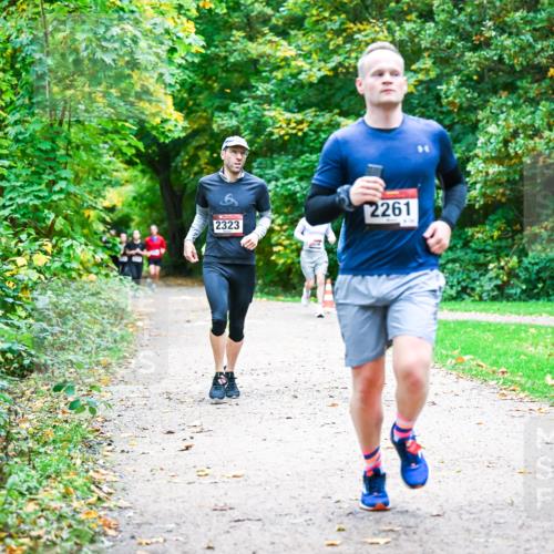 12.10.2025 - Bramfelder Halbmarathon 2025 Dr. Thomas Lammeyer http://msf.ph/oto/9348849 12.10.2025 10:28:45 Laufen 2323, 2261 meine-sportfotos.de