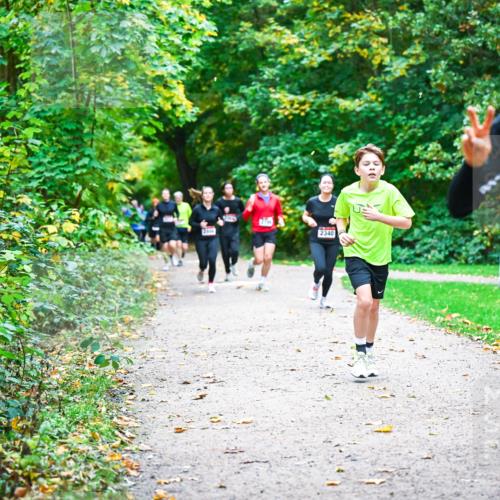 12.10.2025 - Bramfelder Halbmarathon 2025 Dr. Thomas Lammeyer http://msf.ph/oto/9348875 12.10.2025 10:28:53 Laufen 2340, 2277 meine-sportfotos.de