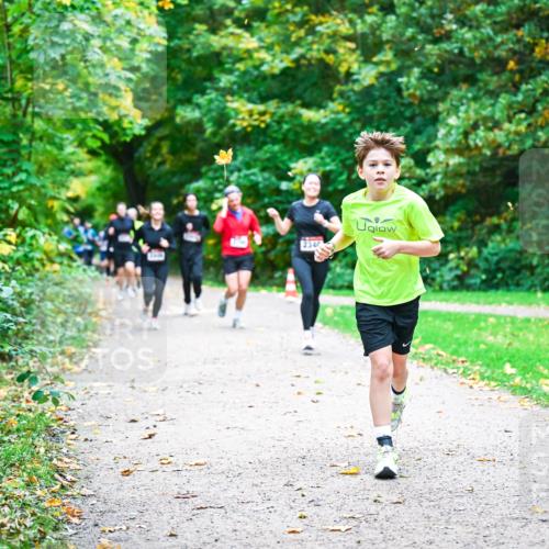 12.10.2025 - Bramfelder Halbmarathon 2025 Dr. Thomas Lammeyer http://msf.ph/oto/9348878 12.10.2025 10:28:54 Laufen 234 meine-sportfotos.de