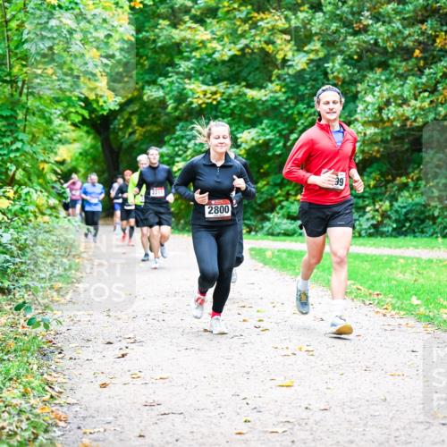 12.10.2025 - Bramfelder Halbmarathon 2025 Dr. Thomas Lammeyer http://msf.ph/oto/9348902 12.10.2025 10:28:57 Laufen 2211, 2800, 99 meine-sportfotos.de