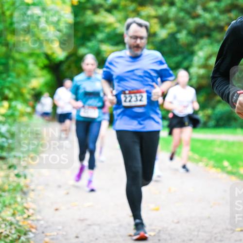 12.10.2025 - Bramfelder Halbmarathon 2025 Dr. Thomas Lammeyer http://msf.ph/oto/9348966 12.10.2025 10:29:07 Laufen 2232, 23 meine-sportfotos.de