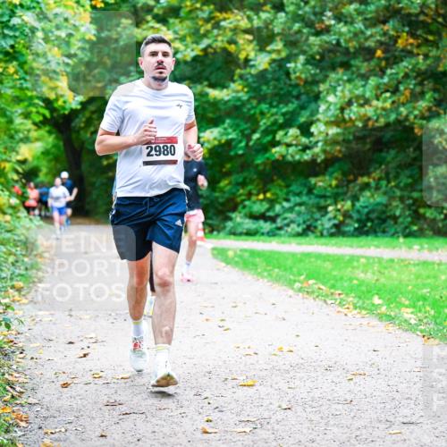 12.10.2025 - Bramfelder Halbmarathon 2025 Dr. Thomas Lammeyer http://msf.ph/oto/9348984 12.10.2025 10:29:11 Laufen 2980 meine-sportfotos.de